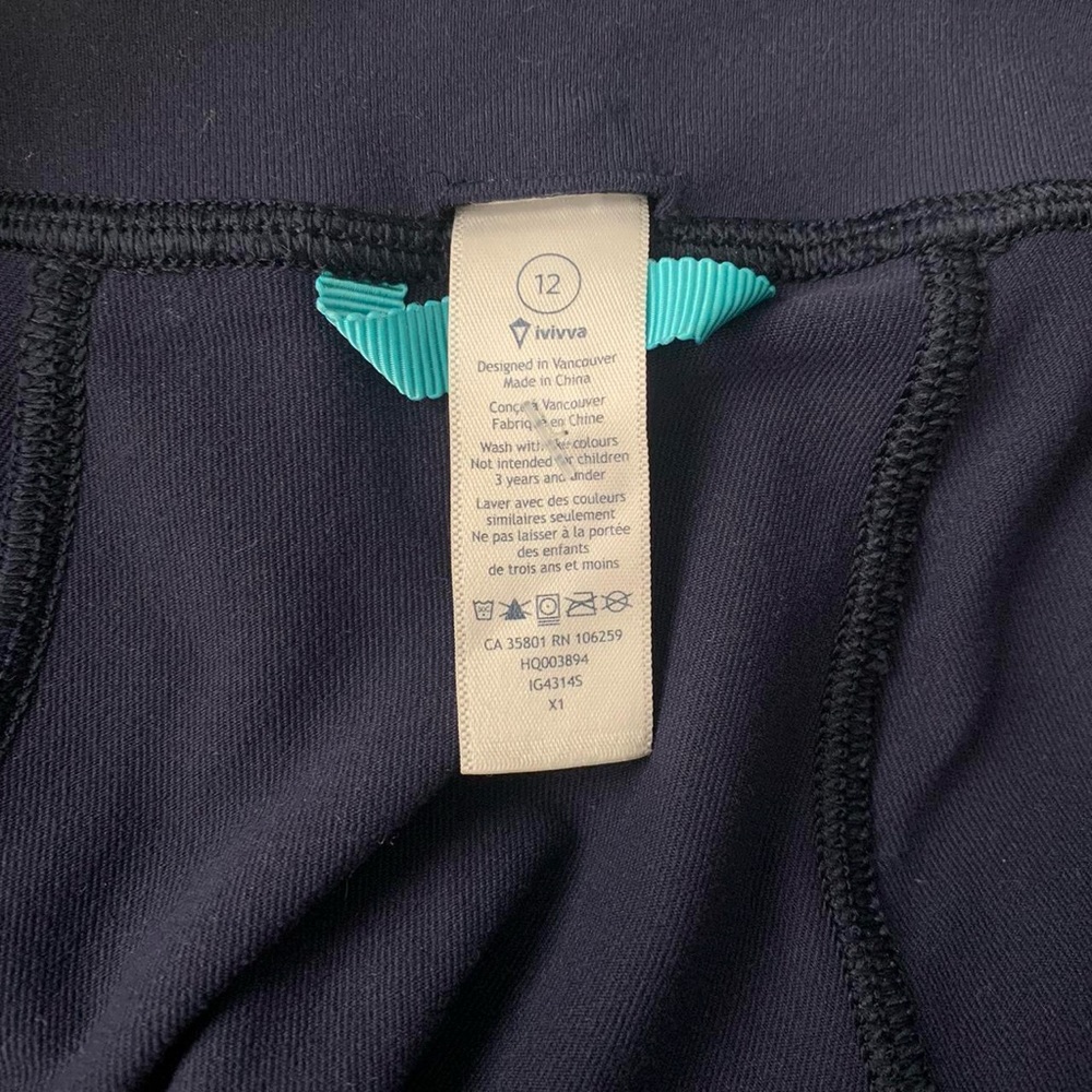 lululemon jacket - Picture 2 of 3